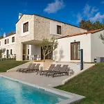 Villa-venus *
