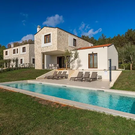 Villa-venus *