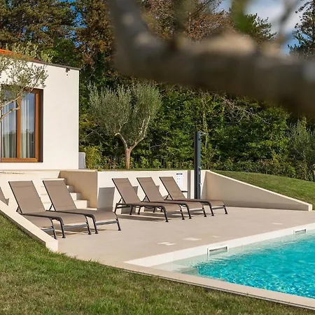 Villa-venus *